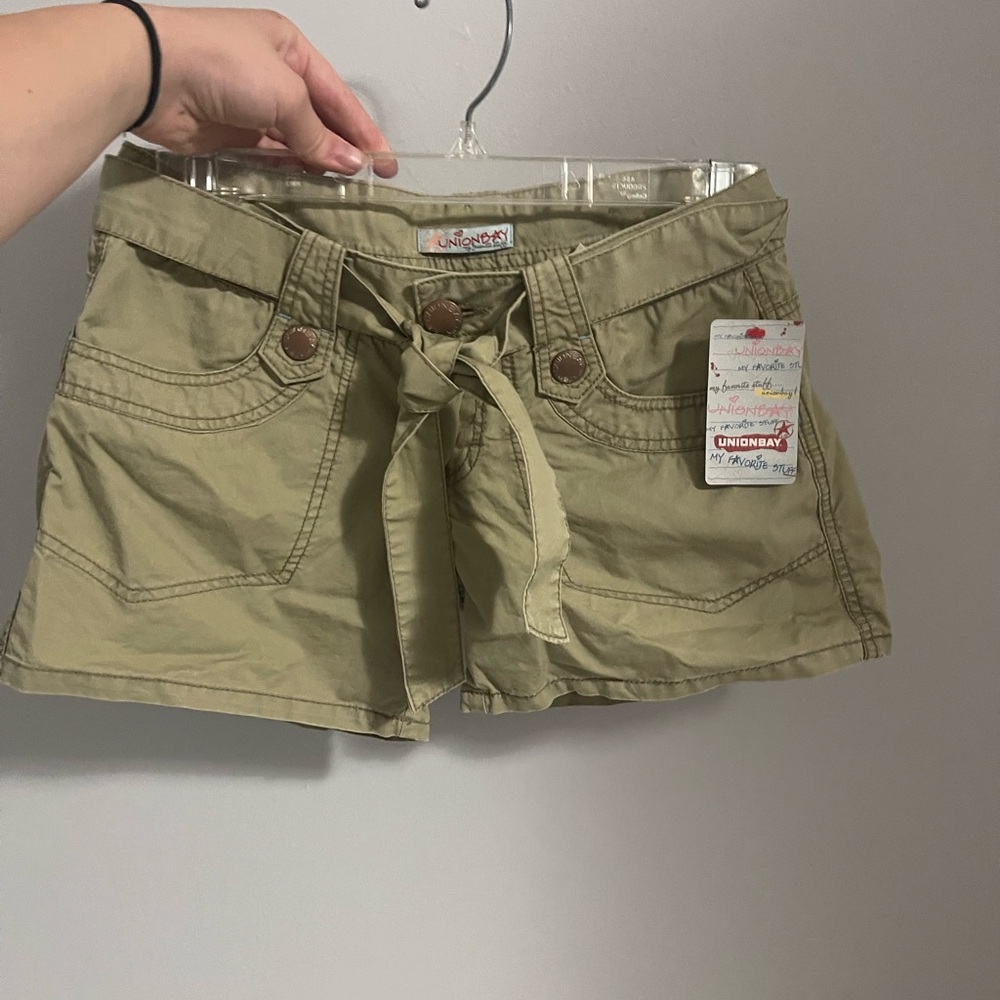 Woman’s shorts